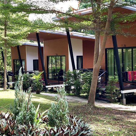 Plawan Lipe Resort Bagian luar foto