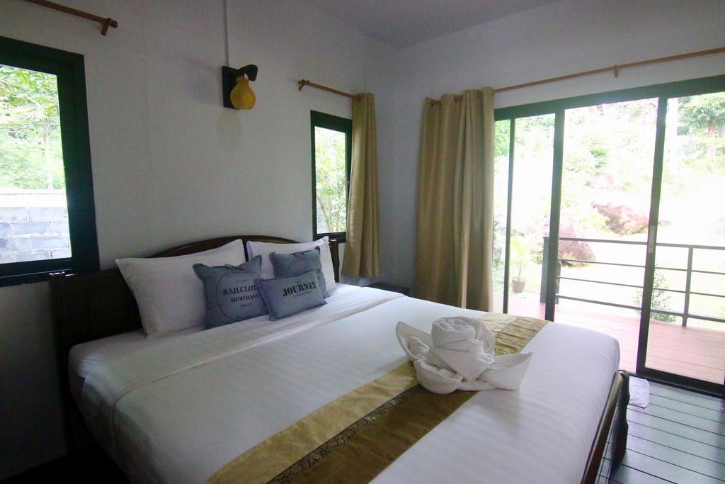 Plawan Lipe Resort Bagian luar foto
