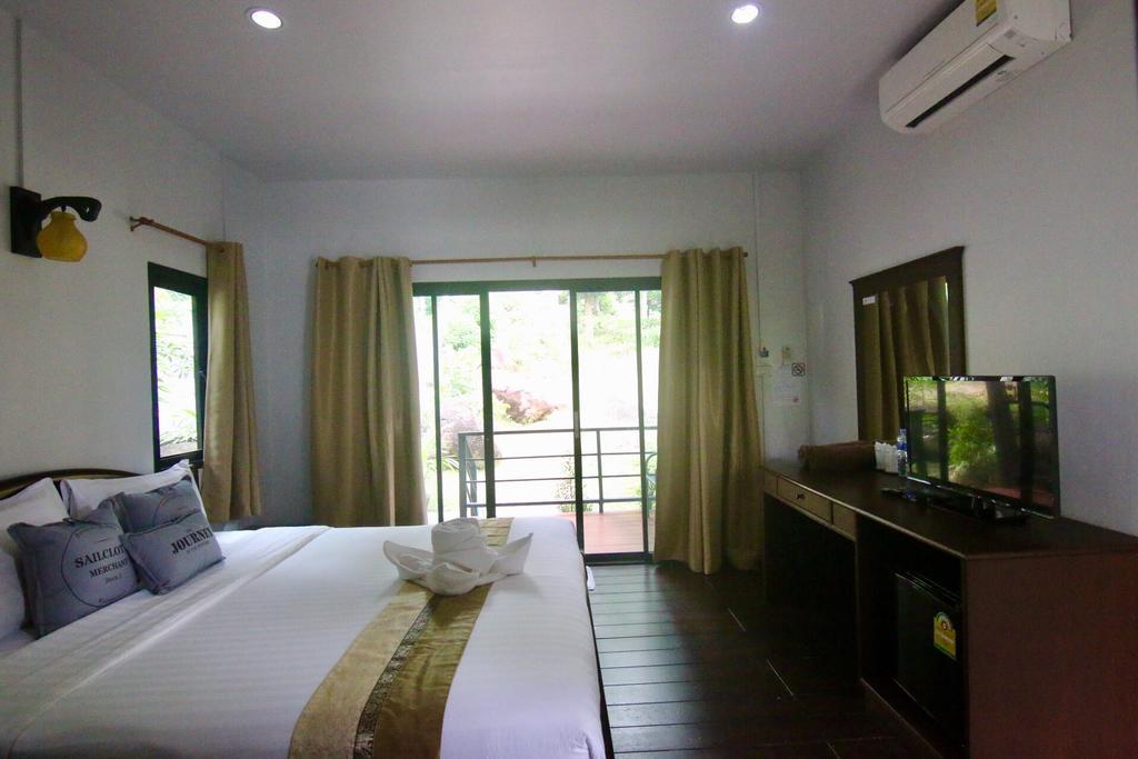 Plawan Lipe Resort Bagian luar foto